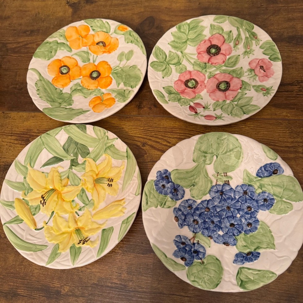 Shafford Raised Relief Floral Plates‎ Set of 4 Ceramic Mixed Flowers